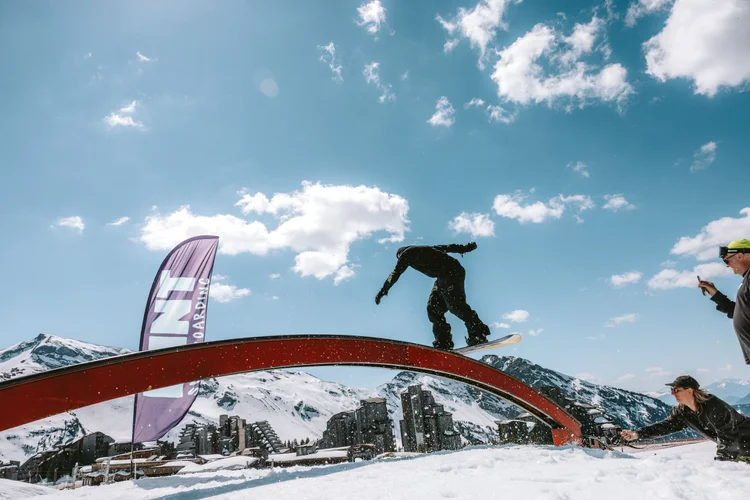 MINT Rail Jam