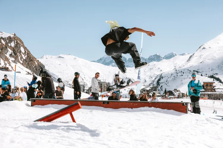 MINT Rail Jam
