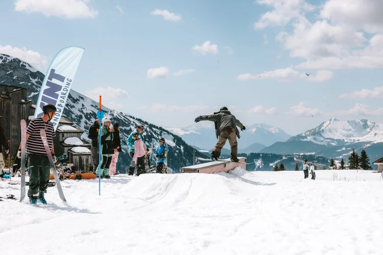 MINT Rail Jam