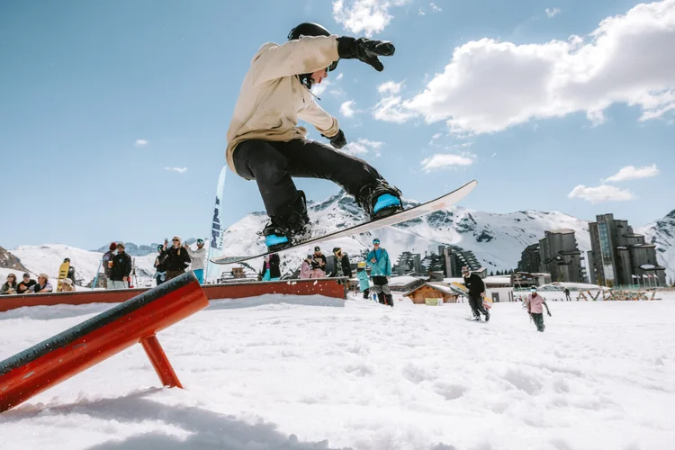 MINT Rail Jam