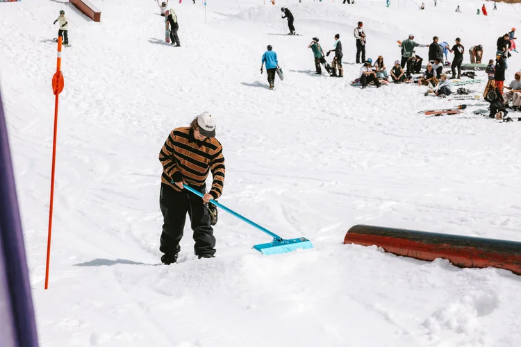 MINT Rail Jam