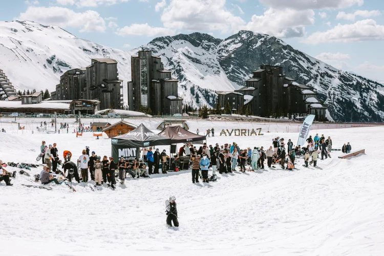 MINT Rail Jam